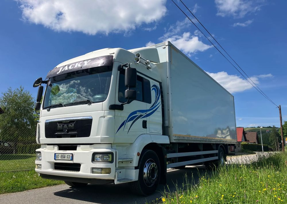 MAN MAN TGM 18.290 KURIERKA KONTENER 20 PALET SYPIALKA - Koffer LKW: das Bild 1 MAN MAN TGM 18.290 KURIERKA KONTENER 20 PALET SYPIALKA - Koffer LKW: das Bild 1