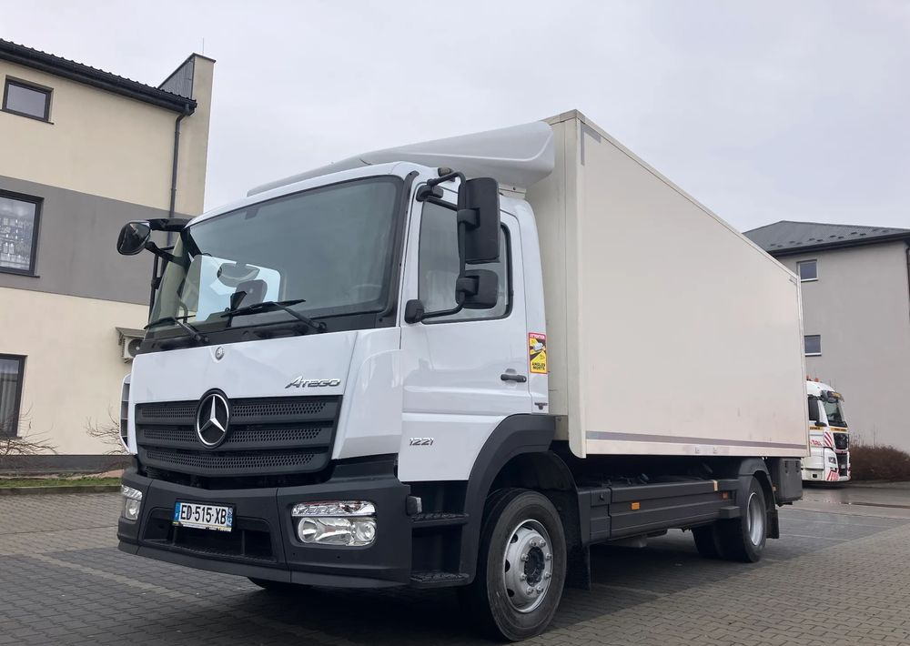 Mercedes-Benz ATEGO 1218 KURIERKA KONTENER 15 PALET - Koffer LKW: das Bild 1 Mercedes-Benz ATEGO 1218 KURIERKA KONTENER 15 PALET - Koffer LKW: das Bild 1