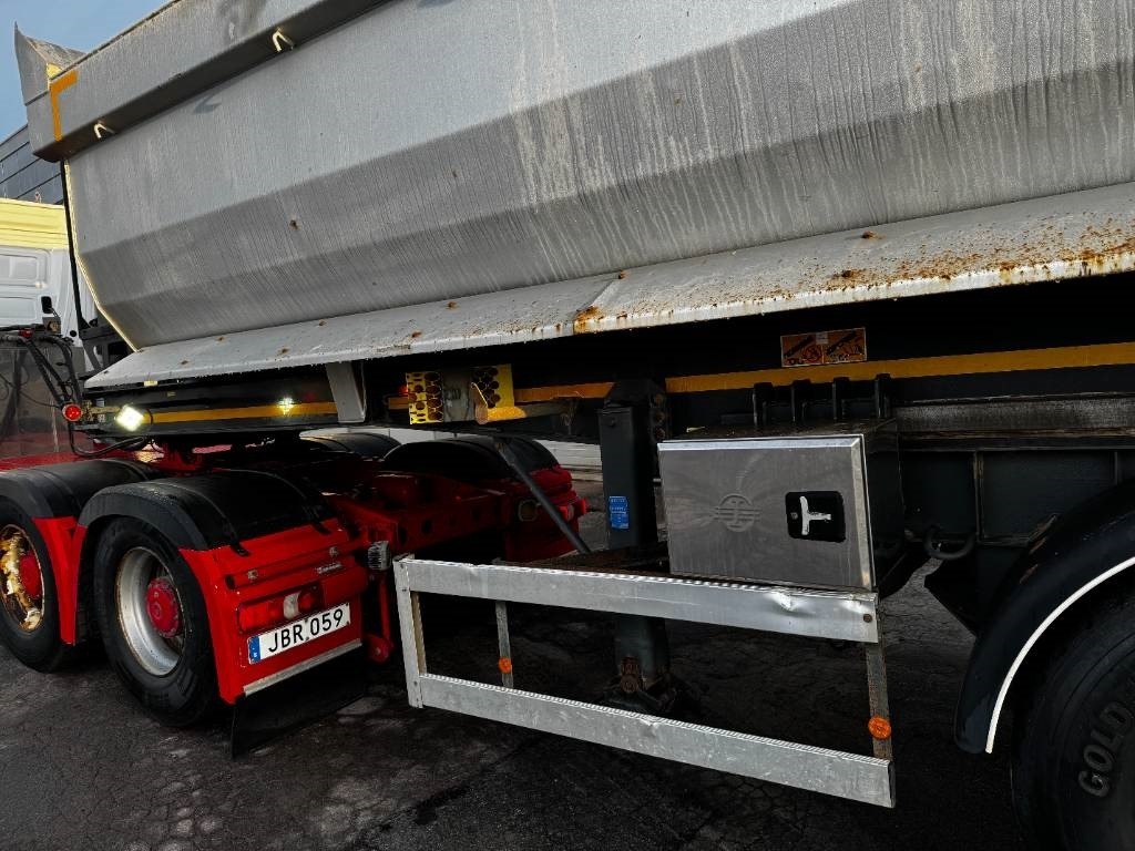 Istrail TIPPVAGN SEMITRAILER - Kipper Auflieger: das Bild 4 Istrail TIPPVAGN SEMITRAILER - Kipper Auflieger: das Bild 4