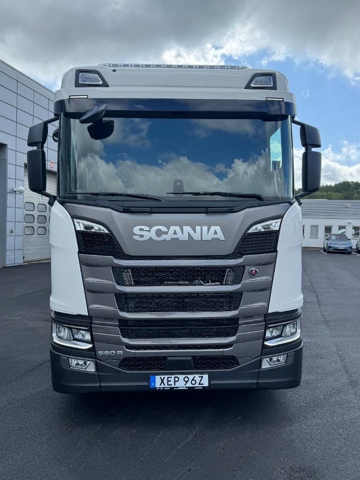 Scania R 560 8x4*4 Joab 24 Lastväxlare - Abrollkipper: das Bild 2 Scania R 560 8x4*4 Joab 24 Lastväxlare - Abrollkipper: das Bild 2