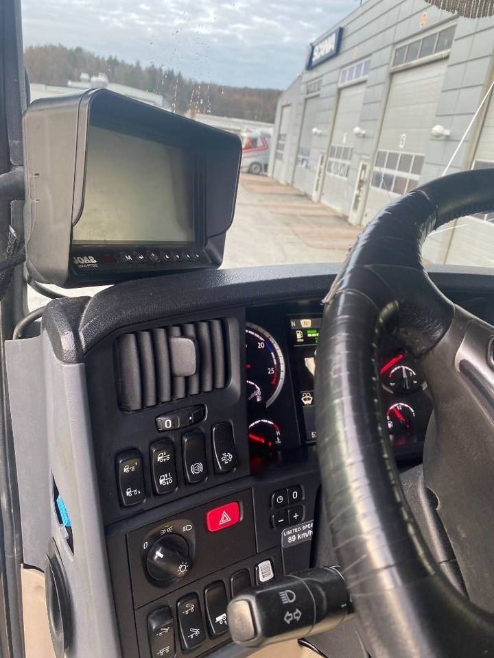 Scania R580lb8x4*4hna - Abrollkipper: das Bild 5 Scania R580lb8x4*4hna - Abrollkipper: das Bild 5