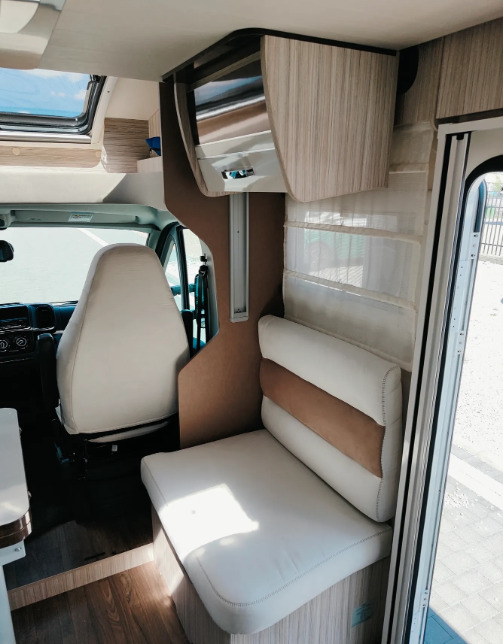 Camper Van Elnagh Elnagh T-Loft 532 WINTER Alarm Solar Camera Air Conditioning Truma Diesel E Awning Remis Retrofitted: das Bild 11 Camper Van Elnagh Elnagh T-Loft 532 WINTER Alarm Solar Camera Air Conditioning Truma Diesel E Awning Remis Retrofitted: das Bild 11