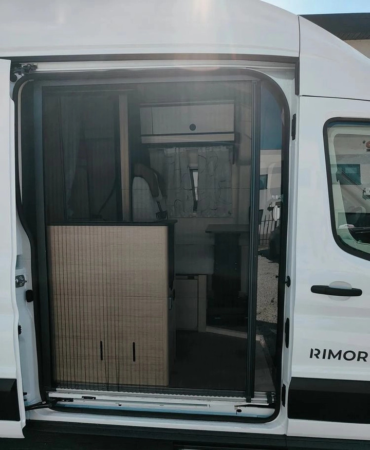 FORD Rimor NEW Ford Van 238 Truma Diesel Roller Shutters Remis AUTOMAT - Wohnmobil: das Bild 5 FORD Rimor NEW Ford Van 238 Truma Diesel Roller Shutters Remis AUTOMAT - Wohnmobil: das Bild 5
