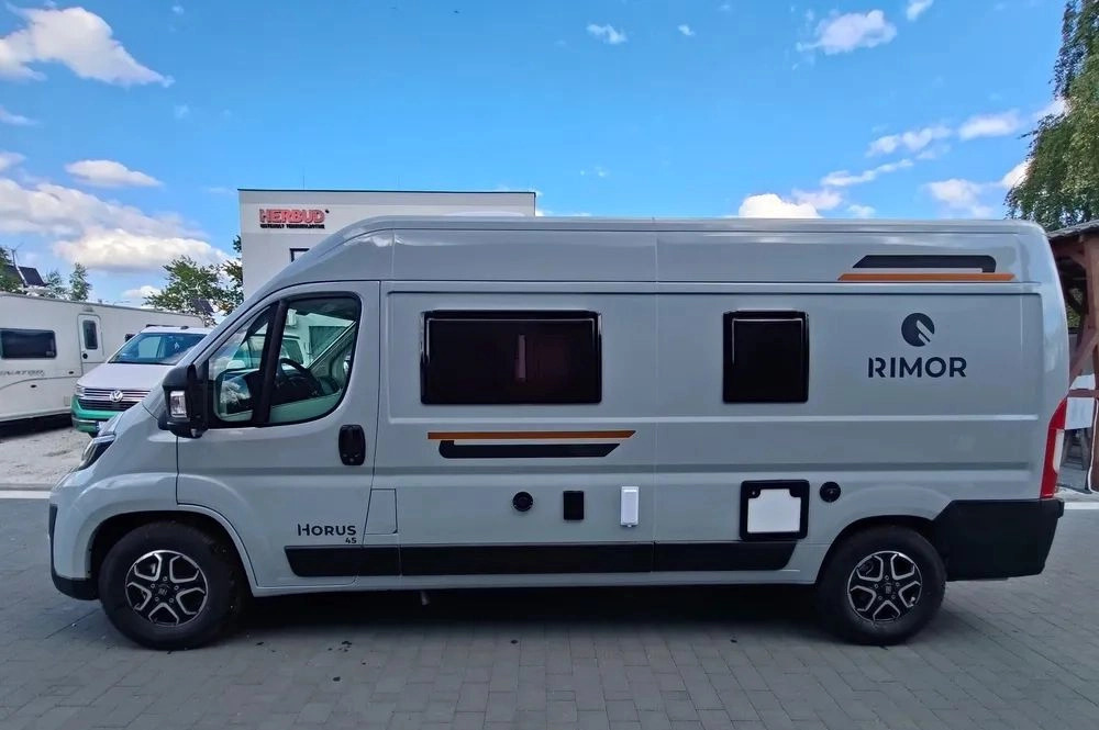 Fiat Ducato Rimor Horus 45 NEW AUTOMAT Grau Truma Diesel Lampen FULL LED 4-Sitzer - Wohnmobil: das Bild 3 Fiat Ducato Rimor Horus 45 NEW AUTOMAT Grau Truma Diesel Lampen FULL LED 4-Sitzer - Wohnmobil: das Bild 3
