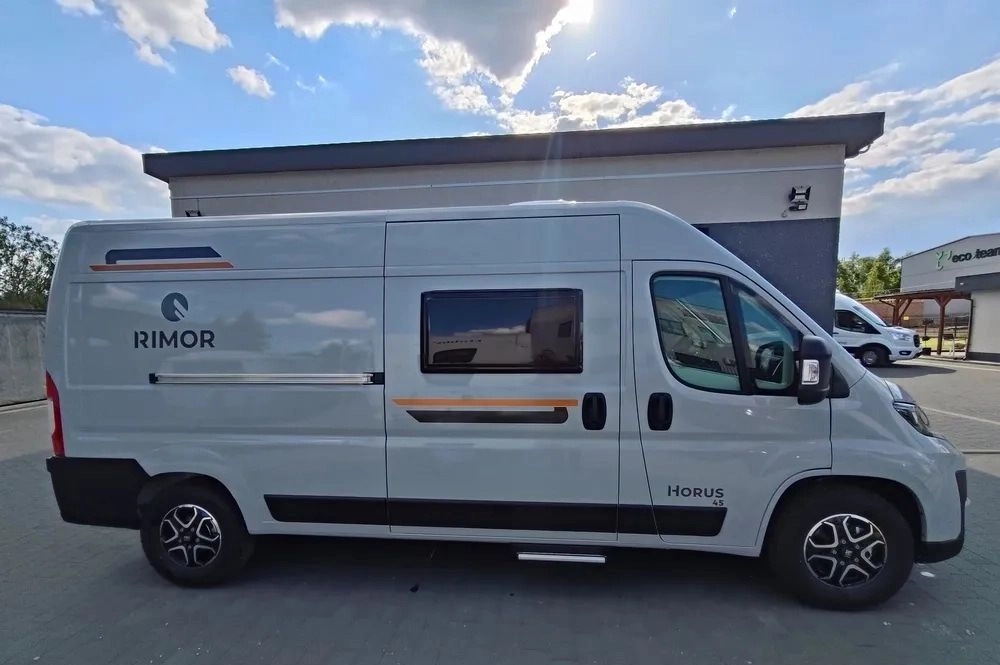 Fiat Ducato Rimor Horus 45 NEW AUTOMAT Grau Truma Diesel Lampen FULL LED 4-Sitzer - Wohnmobil: das Bild 4 Fiat Ducato Rimor Horus 45 NEW AUTOMAT Grau Truma Diesel Lampen FULL LED 4-Sitzer - Wohnmobil: das Bild 4