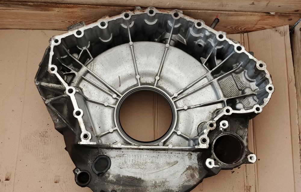 DAF XF 106 EURO 6 MX13 OBUDOWA SPRZĘGŁA - Motor für LKW: das Bild 1 DAF XF 106 EURO 6 MX13 OBUDOWA SPRZĘGŁA - Motor für LKW: das Bild 1