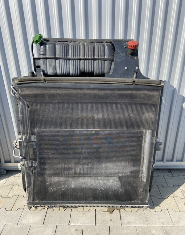 Komplet chłodnic MAN TGX euro 6 chłodnice 90 cm - Kühler für PKW: das Bild 2 Komplet chłodnic MAN TGX euro 6 chłodnice 90 cm - Kühler für PKW: das Bild 2