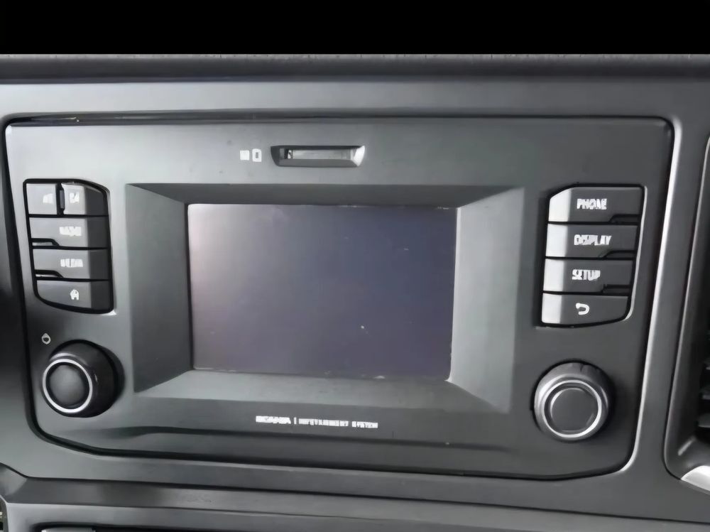 SCANIA R S NGT RADIO - Fahrerhaus und Interieur: das Bild 1 SCANIA R S NGT RADIO - Fahrerhaus und Interieur: das Bild 1