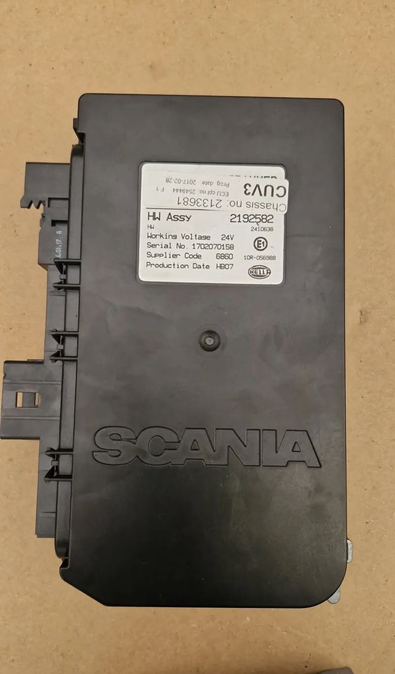 SCANIA R S STEROWNIK KOMPUTER ŚWIATEŁ CUV3 2632613 2192582 - Steuergerät für LKW: das Bild 1 SCANIA R S STEROWNIK KOMPUTER ŚWIATEŁ CUV3 2632613 2192582 - Steuergerät für LKW: das Bild 1