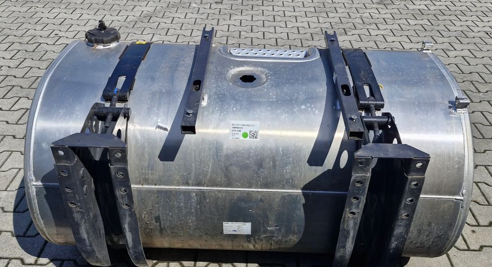 VOLVO FH4 RENAULT GAMA T ZBIORNIK PALIWA 550L NOWY - Kraftstofftank für LKW: das Bild 2 VOLVO FH4 RENAULT GAMA T ZBIORNIK PALIWA 550L NOWY - Kraftstofftank für LKW: das Bild 2