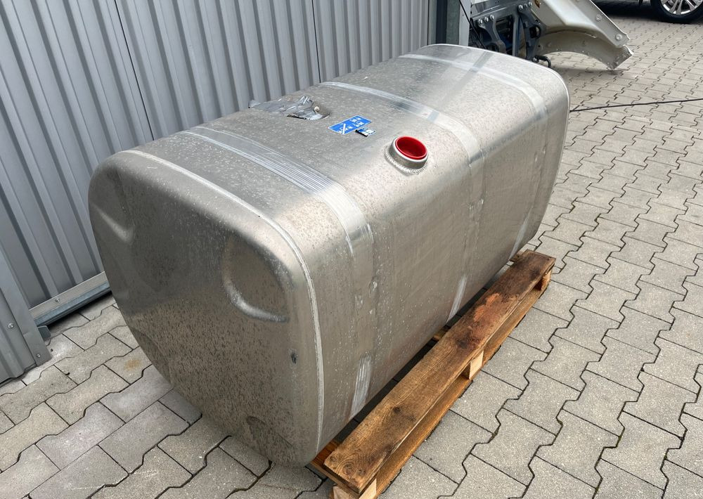 Zbiornik paliwa Scania Super R S 570 L bak NGS NGR - Kraftstofftank für LKW: das Bild 3 Zbiornik paliwa Scania Super R S 570 L bak NGS NGR - Kraftstofftank für LKW: das Bild 3