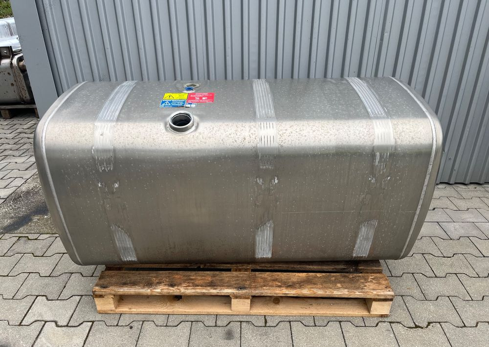 Zbiornik paliwa Scania Super R S 615 L bak NGS NGR - Kraftstofftank für LKW: das Bild 1 Zbiornik paliwa Scania Super R S 615 L bak NGS NGR - Kraftstofftank für LKW: das Bild 1