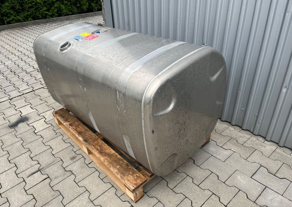 Zbiornik paliwa Scania Super R S 615 L bak NGS NGR - Kraftstofftank für LKW: das Bild 2 Zbiornik paliwa Scania Super R S 615 L bak NGS NGR - Kraftstofftank für LKW: das Bild 2
