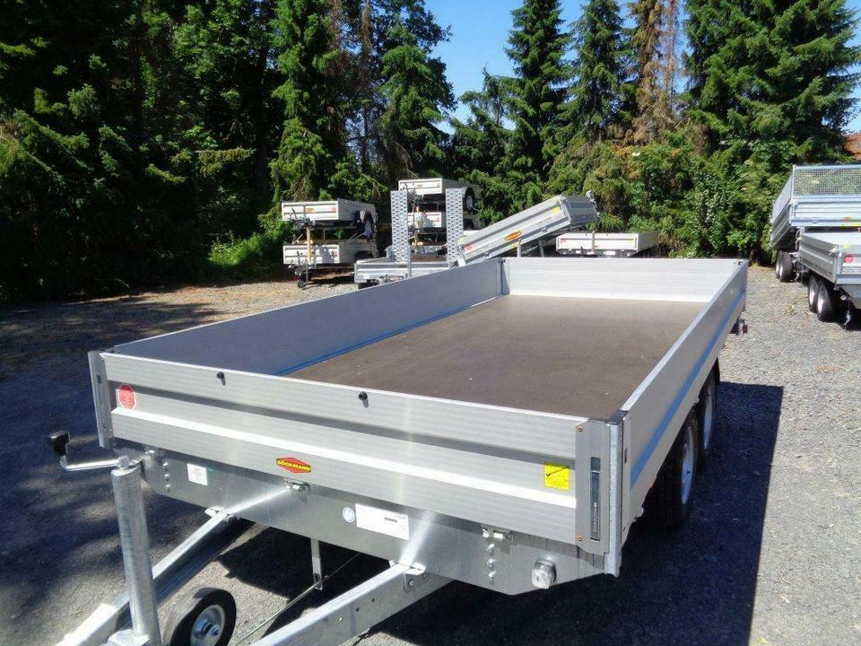 Böckmann PKW-Anhänger, 3,5 to, Hochlader, Profiausführung, 100 km - Pritschenanhänger/ Plattformanhänger: das Bild 3 Böckmann PKW-Anhänger, 3,5 to, Hochlader, Profiausführung, 100 km - Pritschenanhänger/ Plattformanhänger: das Bild 3