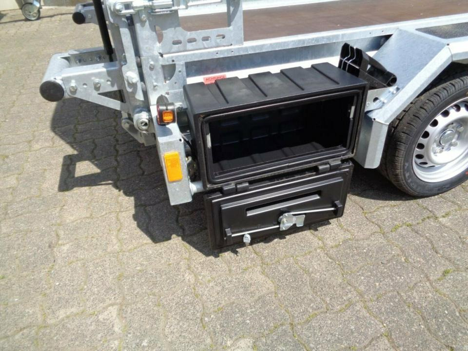 Baumaschinenanhänger Böckmann PKW-Anhänger, Baumaschinentransporter, 2,7 to. 100 km/h: das Bild 8 Baumaschinenanhänger Böckmann PKW-Anhänger, Baumaschinentransporter, 2,7 to. 100 km/h: das Bild 8