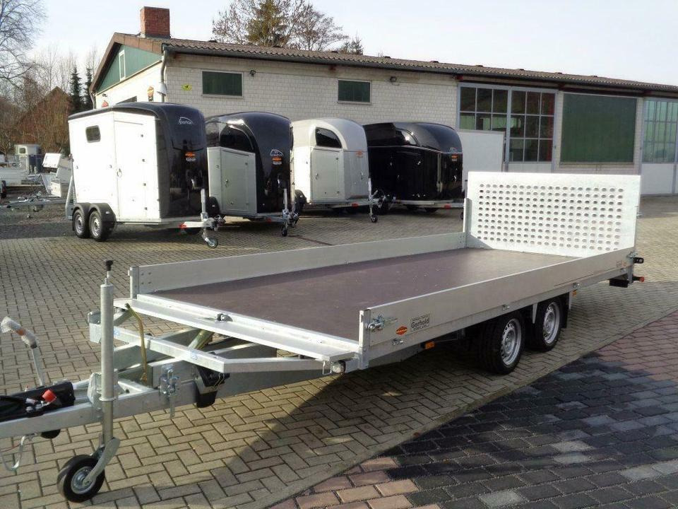 Böckmann PKW-Anhänger Universaltransporter kippbar 3,5t - Pritschenanhänger/ Plattformanhänger: das Bild 2 Böckmann PKW-Anhänger Universaltransporter kippbar 3,5t - Pritschenanhänger/ Plattformanhänger: das Bild 2