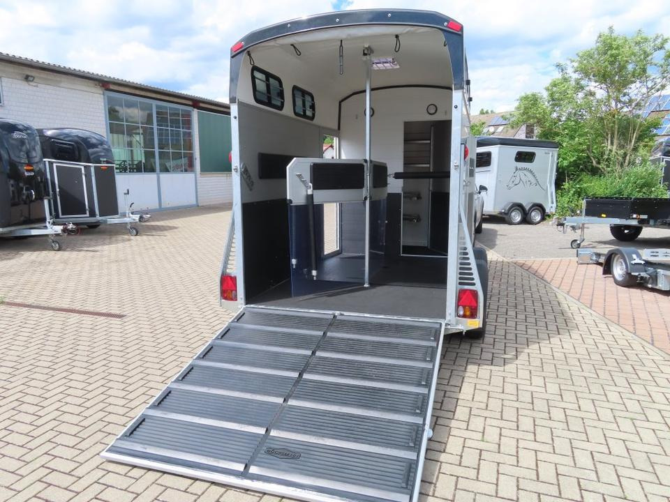 Pferdeanhänger Böckmann Pferdeanhänger Big Portax WCF Videokamera: das Bild 16