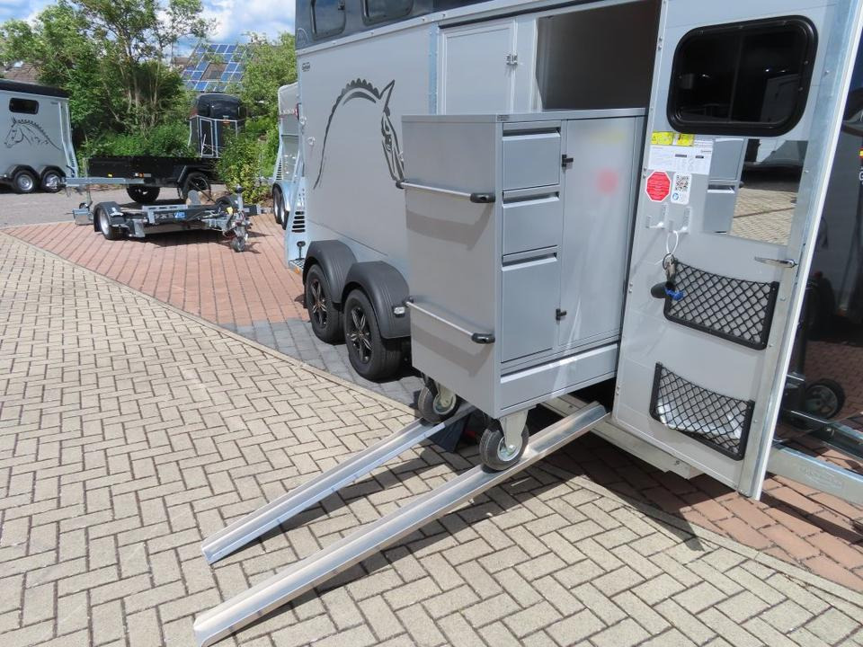 Pferdeanhänger Böckmann Pferdeanhänger Big Portax WCF Videokamera: das Bild 9