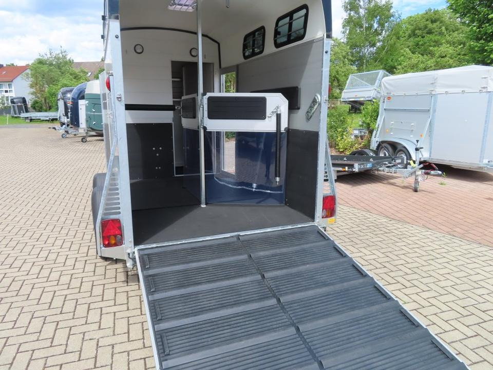 Pferdeanhänger Böckmann Pferdeanhänger Big Portax WCF Videokamera: das Bild 15