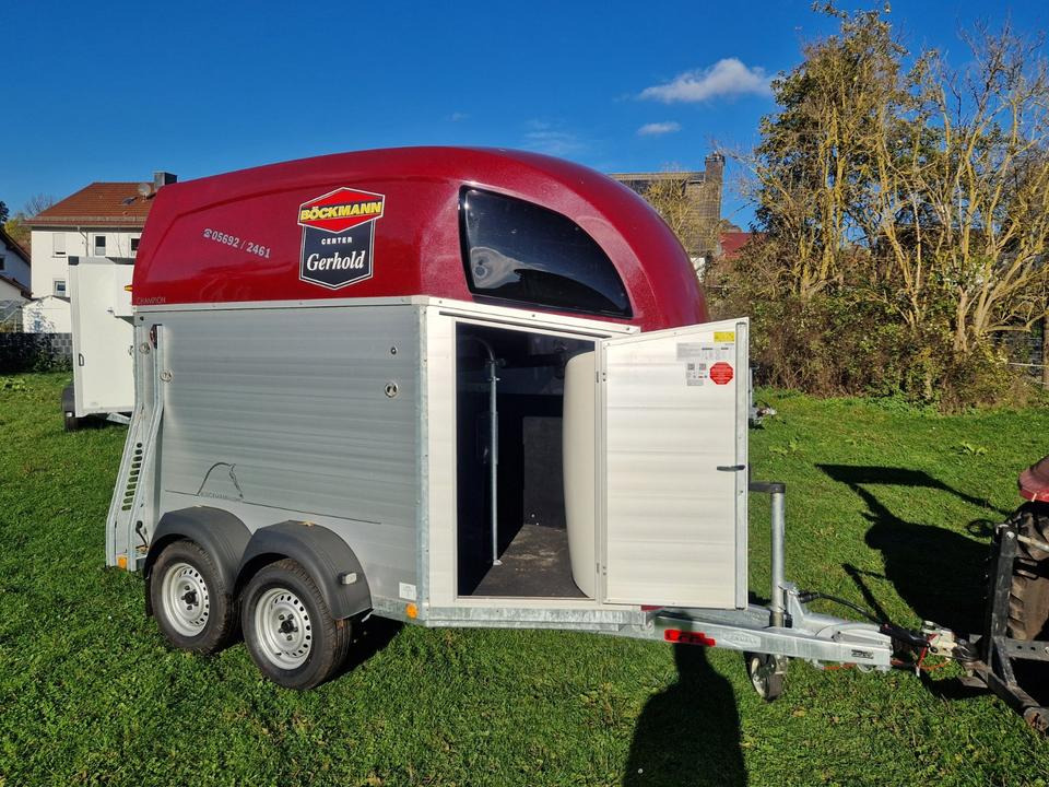 Böckmann Pferdeanhänger Champion R, SaKa., 100 km/h - Pferdeanhänger: das Bild 2 Böckmann Pferdeanhänger Champion R, SaKa., 100 km/h - Pferdeanhänger: das Bild 2