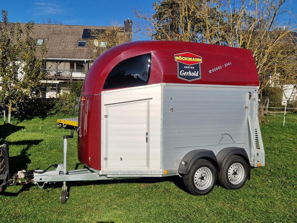 Böckmann Pferdeanhänger Champion R, SaKa., 100 km/h - Pferdeanhänger: das Bild 1 Böckmann Pferdeanhänger Champion R, SaKa., 100 km/h - Pferdeanhänger: das Bild 1