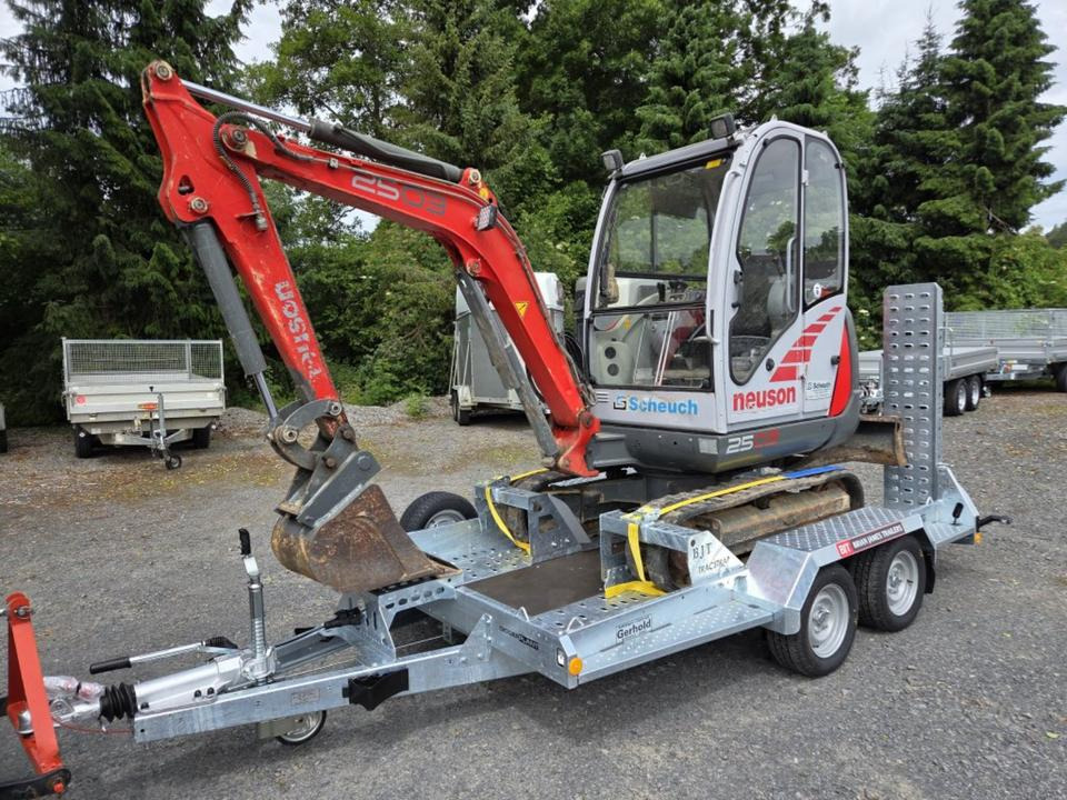 Brian James Digger Plant 3,5t Baumaschinentransporter Minibagger - Baumaschinenanhänger: das Bild 1 Brian James Digger Plant 3,5t Baumaschinentransporter Minibagger - Baumaschinenanhänger: das Bild 1