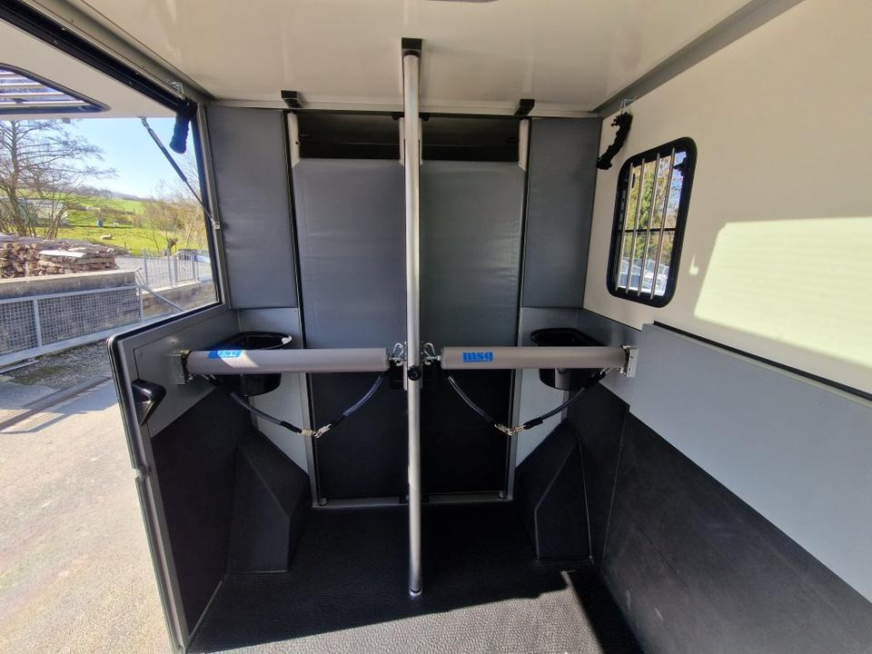 Pferdetransporter MSG Stablehopper Pferdetransporter Pferdeanhänger Böckmann: das Bild 18