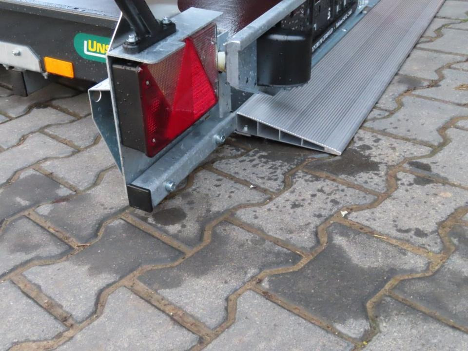 PKW Anhänger PKW Anhänger, Unsinn, Absenkanhänger UA 3118-18-13, 100 km/h: das Bild 7