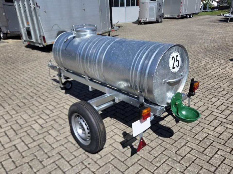 Wasserfass Verzinkt 600l Tränke Fahrgestell Beleuchtung - Tankanhänger: das Bild 5 Wasserfass Verzinkt 600l Tränke Fahrgestell Beleuchtung - Tankanhänger: das Bild 5