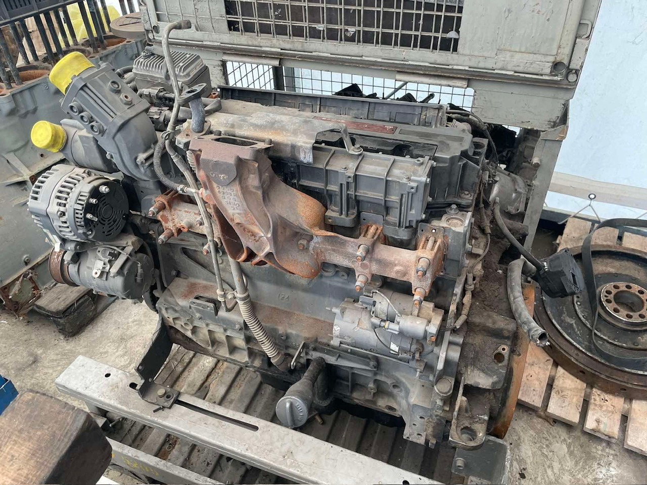 DEUTZ TCD 6.1 L6 Agri T4i - Motor für Traktor: das Bild 3 DEUTZ TCD 6.1 L6 Agri T4i - Motor für Traktor: das Bild 3