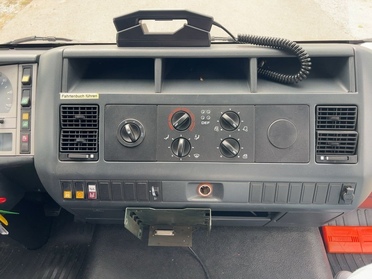 LKW MAN LE 8150 4x2 Löschfahrzeug/Feuerwehr/Wassertank: das Bild 10