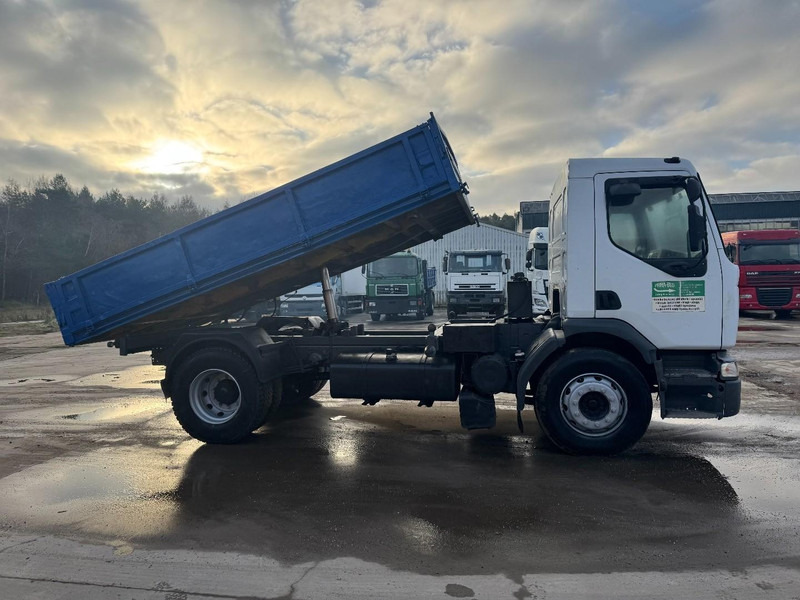 Renault Premium 260 (SUSPENISON LAMES / POMPE MANUELLE / BOITE MANUELLE / EURO 2) - Kipper: das Bild 4 Renault Premium 260 (SUSPENISON LAMES / POMPE MANUELLE / BOITE MANUELLE / EURO 2) - Kipper: das Bild 4