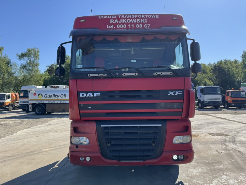 DAF 105 XF 460 Space Cab (MANUAL GEARBOX / BOITE MANUELLE / PTO / HYDRAULIC) - Sattelzugmaschine: das Bild 2 DAF 105 XF 460 Space Cab (MANUAL GEARBOX / BOITE MANUELLE / PTO / HYDRAULIC) - Sattelzugmaschine: das Bild 2