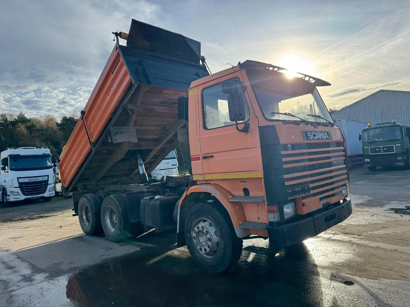 Scania 93 - 280 (STEEL SUSPENSION / SUSPENSION LAMES / 6 CYLINDER / 6X4) - Kipper: das Bild 3 Scania 93 - 280 (STEEL SUSPENSION / SUSPENSION LAMES / 6 CYLINDER / 6X4) - Kipper: das Bild 3
