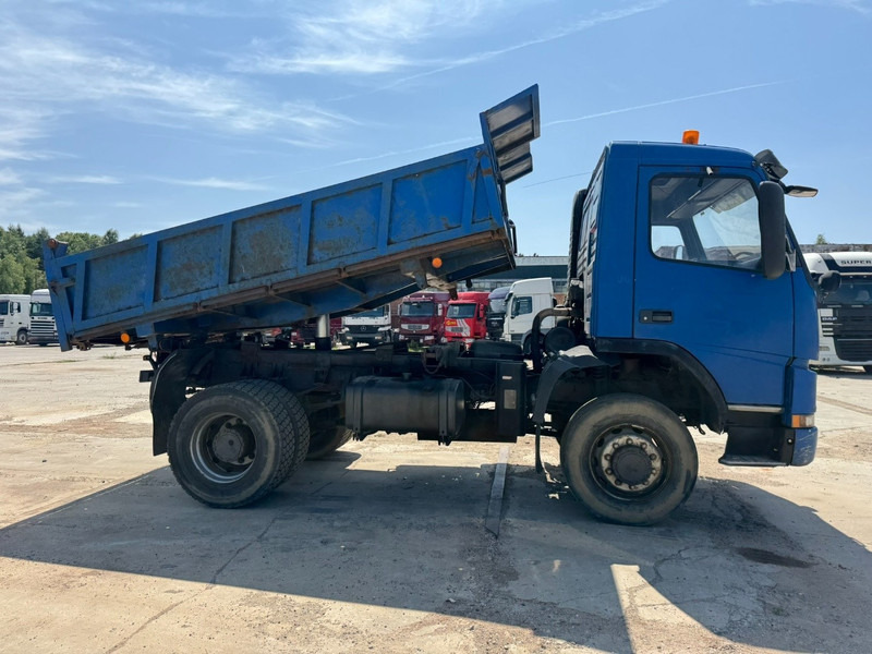 Volvo FM 7 - 290 (4X4 / GRAND PONT & LAMES / BIG AXLES & STEEL SUSPENSION) - Kipper: das Bild 4 Volvo FM 7 - 290 (4X4 / GRAND PONT & LAMES / BIG AXLES & STEEL SUSPENSION) - Kipper: das Bild 4