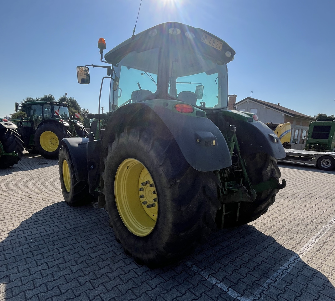 JOHN DEERE 6175 R - Traktor: das Bild 5 JOHN DEERE 6175 R - Traktor: das Bild 5