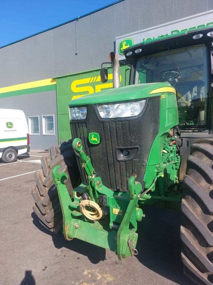JOHN DEERE 7230 R - Traktor: das Bild 5 JOHN DEERE 7230 R - Traktor: das Bild 5
