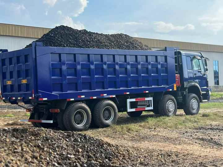 2024 90% New HOWO 8*4 Dump Truck HOWO 12-wheel Dump Truck in Excellent Condition Hot Sale - Kipper: das Bild 4 2024 90% New HOWO 8*4 Dump Truck HOWO 12-wheel Dump Truck in Excellent Condition Hot Sale - Kipper: das Bild 4