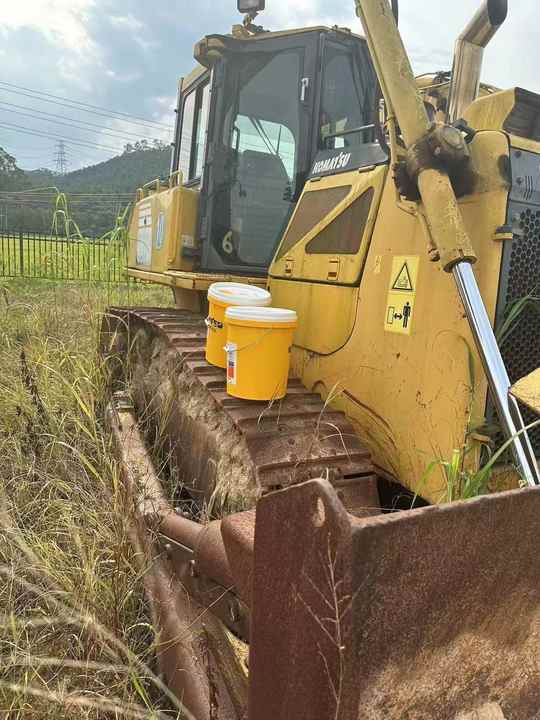 Komatsu D65 Used Bulldozer , Original Condition Painting komatsu Bulldozer , Komatsu D50p D65p D85p - Bulldozer: das Bild 2 Komatsu D65 Used Bulldozer , Original Condition Painting komatsu Bulldozer , Komatsu D50p D65p D85p - Bulldozer: das Bild 2