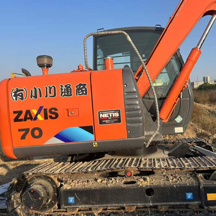 Original Japan Hitachi Used Zx55 Excavator for Sale Used Hitachi Zx60 Zx70 Hydraulic Excavator Hitachi Zaxis 55 Digger - Bagger: das Bild 1 Original Japan Hitachi Used Zx55 Excavator for Sale Used Hitachi Zx60 Zx70 Hydraulic Excavator Hitachi Zaxis 55 Digger - Bagger: das Bild 1