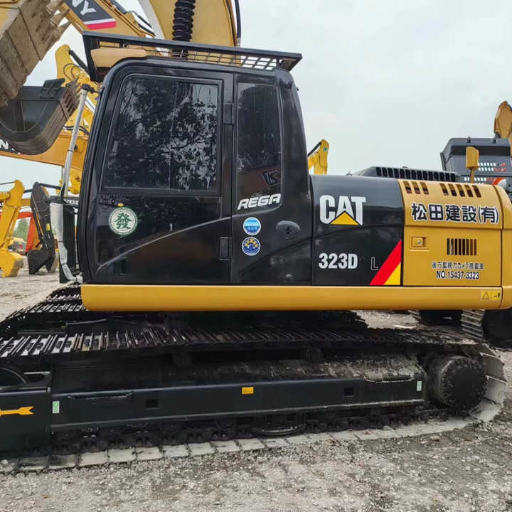 Used Digger CAT 323D2L Construction Machinery Construction Digger Used CAT 323D2L Cheap Excavator - Kettenbagger: das Bild 2 Used Digger CAT 323D2L Construction Machinery Construction Digger Used CAT 323D2L Cheap Excavator - Kettenbagger: das Bild 2
