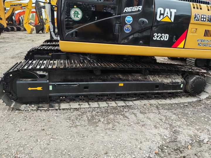 Used Digger CAT 323D2L Construction Machinery Construction Digger Used CAT 323D2L Cheap Excavator - Kettenbagger: das Bild 5 Used Digger CAT 323D2L Construction Machinery Construction Digger Used CAT 323D2L Cheap Excavator - Kettenbagger: das Bild 5