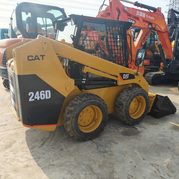 Used Front Loader Tractor CAT 246D Skid Steer Loader / Used Cat 226B 246C 246d Mini Skid Steer Loader in Stock - Kompaktlader: das Bild 1 Used Front Loader Tractor CAT 246D Skid Steer Loader / Used Cat 226B 246C 246d Mini Skid Steer Loader in Stock - Kompaktlader: das Bild 1