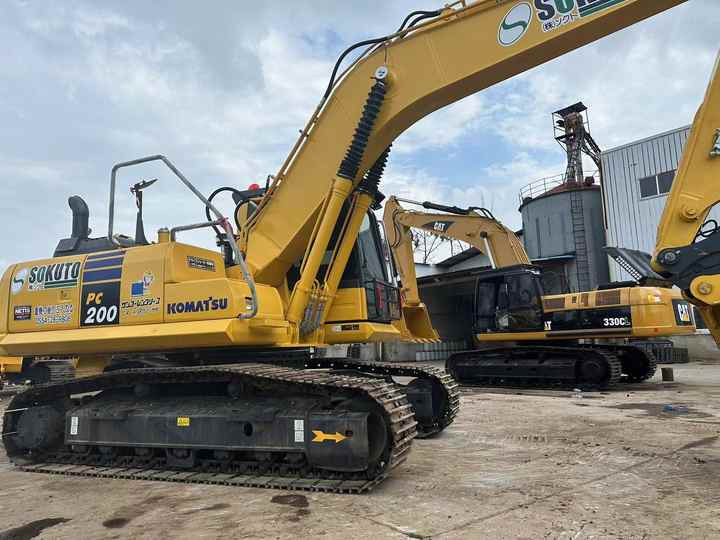 Used Good Quality Japan Original PC200-8 in Good Condition PC200-8 Komatsu - Kettenbagger: das Bild 4 Used Good Quality Japan Original PC200-8 in Good Condition PC200-8 Komatsu - Kettenbagger: das Bild 4