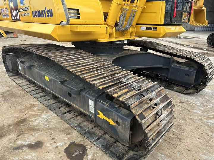 Used Good Quality Japan Original PC200-8 in Good Condition PC200-8 Komatsu - Kettenbagger: das Bild 5 Used Good Quality Japan Original PC200-8 in Good Condition PC200-8 Komatsu - Kettenbagger: das Bild 5