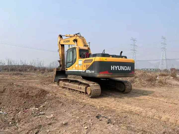 Used HYUNDAI 305LC-9T Crawler Excavator with good performance Hyundai30 tons earthmoving machinery with low price on-sale - Kettenbagger: das Bild 3 Used HYUNDAI 305LC-9T Crawler Excavator with good performance Hyundai30 tons earthmoving machinery with low price on-sale - Kettenbagger: das Bild 3