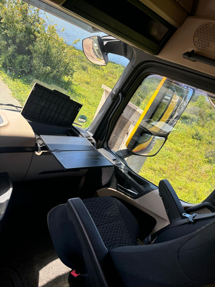 MERCEDES-BENZ ACTROS 450 – Leasing MERCEDES-BENZ ACTROS 450: das Bild 15