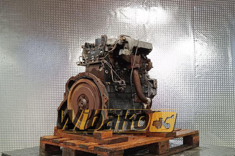 Engine Perkins 1004-4 AA - Motor für Baumaschine: das Bild 1 Engine Perkins 1004-4 AA - Motor für Baumaschine: das Bild 1