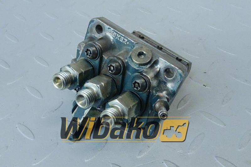Injection pump for engine Kubota D722 16006-51012 - Kraftstoffpumpe für Landmaschine: das Bild 1 Injection pump for engine Kubota D722 16006-51012 - Kraftstoffpumpe für Landmaschine: das Bild 1