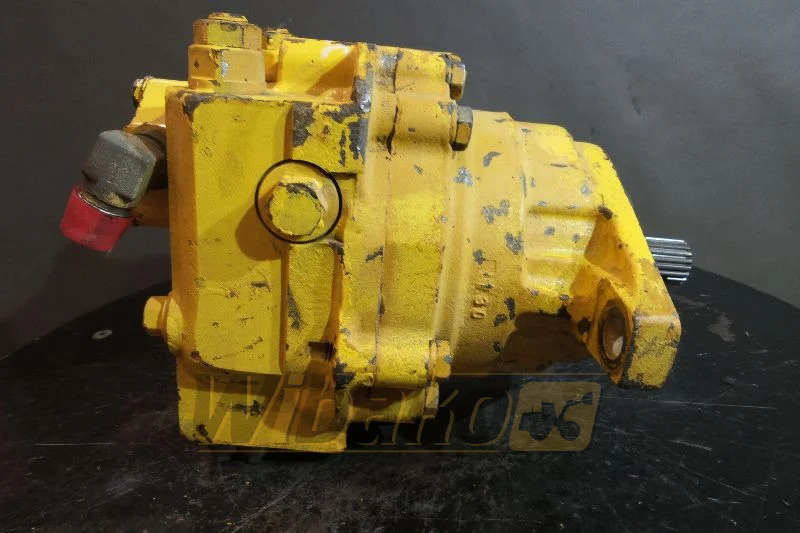 Komatsu PC240LC-3 - Hydraulikmotor für Baumaschine: das Bild 1 Komatsu PC240LC-3 - Hydraulikmotor für Baumaschine: das Bild 1